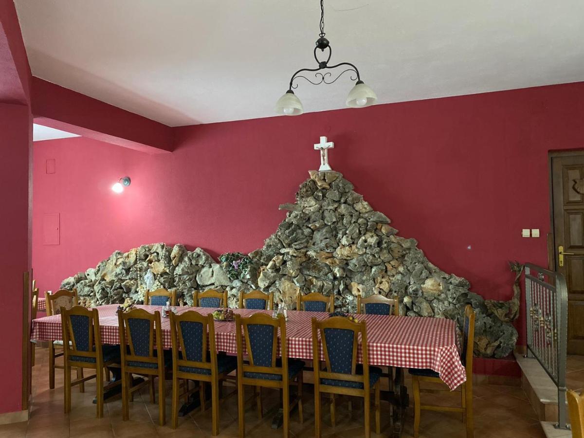 ホテル Pansion Lazine Međugorje エクステリア 写真